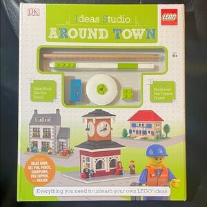 LEGO Ideas Studio Around Town Set - Green and White